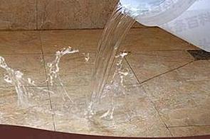 新邱漏水维修 免砸砖防水材料该如何施工